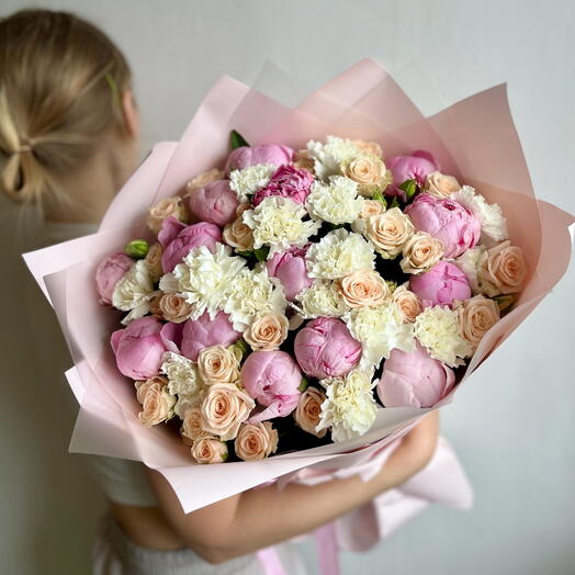 Авторский букет с пионами, Сара Бернар, арт 74 Flower Perfect