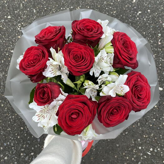 RED ROSES
