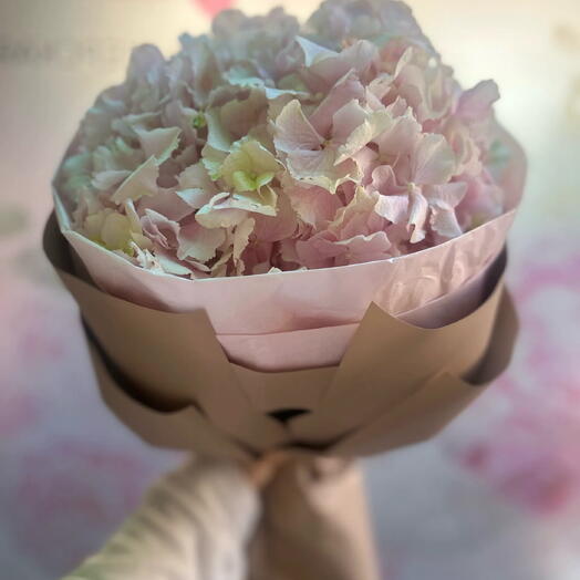 Розовый💗 букет с гортензией 🌸