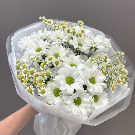Букет с ромашками