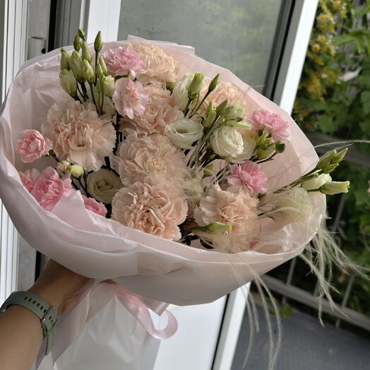 Букет "Flowers love"