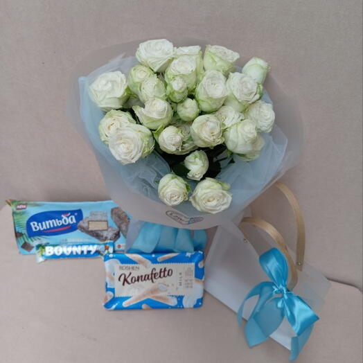 Roses + sweets in blue style