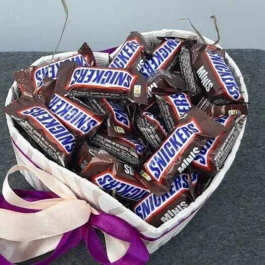 Композиция из Snickers Minis🤎