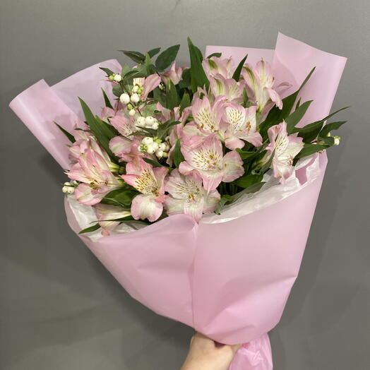 Альстромерии для нее 💗