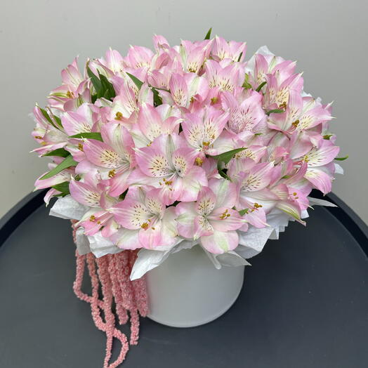 «Розовое облако» Стойкий буке нежных альстромери🌸