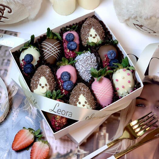 Клубника в Шоколаде 9-16 шт. Бельгийский шоколад Callebaut. Подарочный набор.Leora chocolate 🍫
