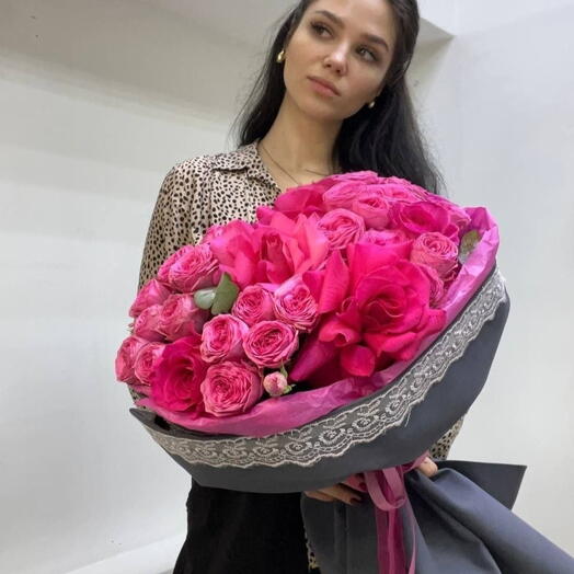 Букет Фуксия в кружеве
