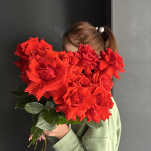 Букет «алый миг» /букет Магнитогорск/доставка Магнитогорск/цветы Магнитогорск