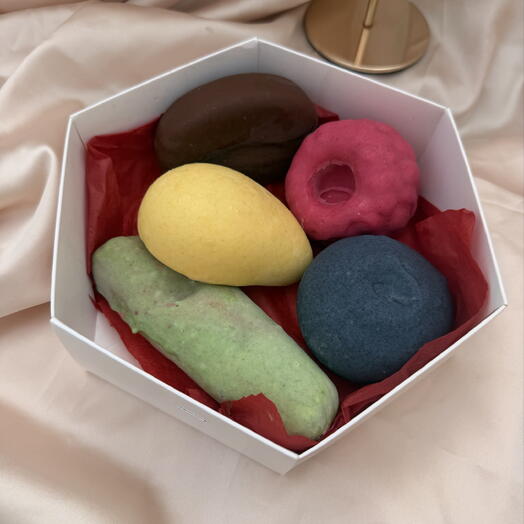 Корпусные десерты ассорти