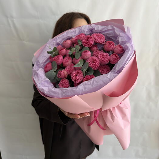 Букет кустовых пионовидных роз 💞💞💞