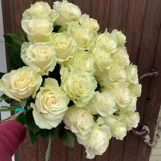 Ramo de 25 rosas blancas Mondial