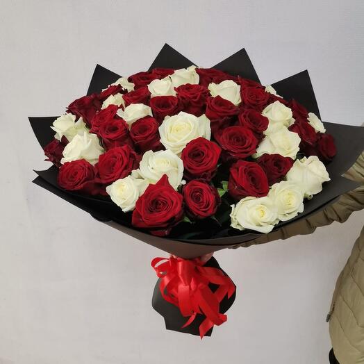 Bouquet of 51 red and white roses