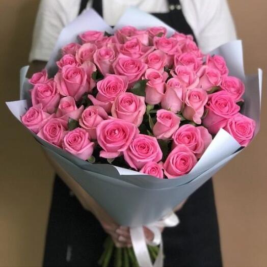 Bouquet of 5 1 Roses