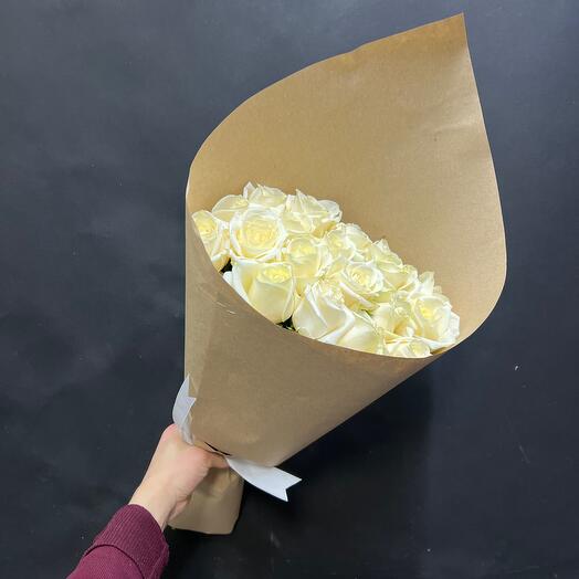 Bouquet of 19 Roses