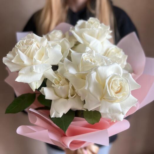Bouquet of white French roses