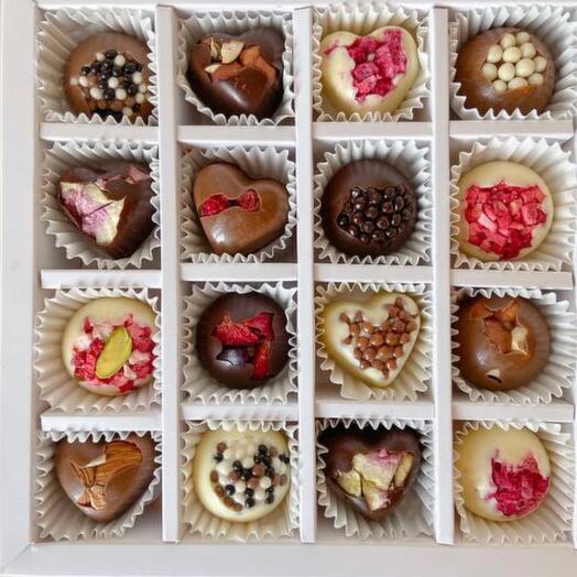 Juego de chocolates hechos a mano