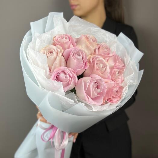 Bouquet 15 of 11 fragrant roses Sweet 4 Love
