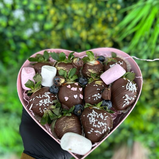 Chocolate dipped strawberries