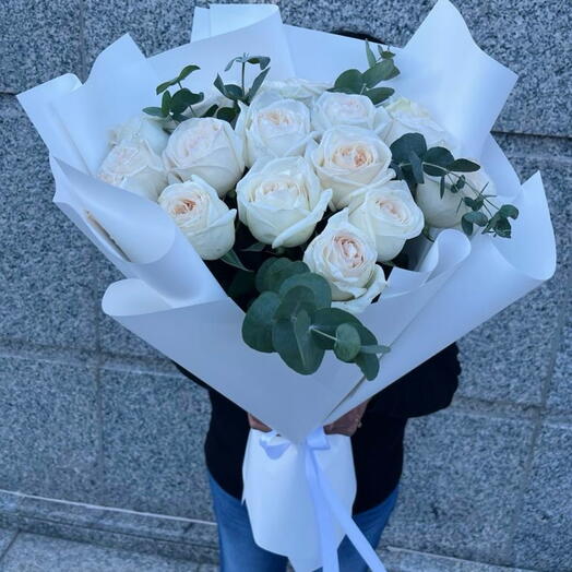 Premium Ohara rose bouquet