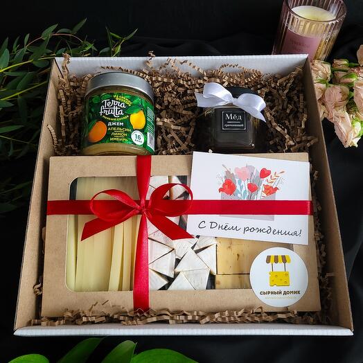 Набор с сыром, медом и соусом