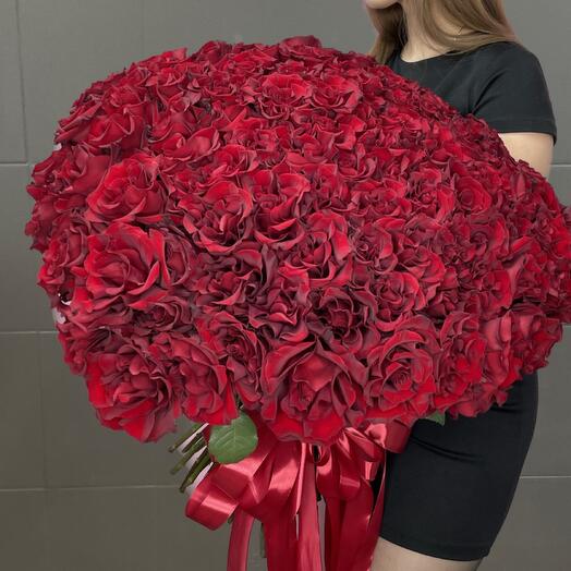 Bouquet "Heart" of 101 red French roses