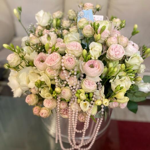 Цветы в коробке