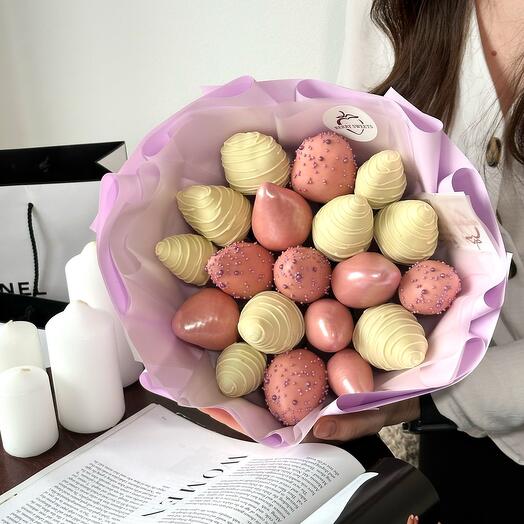 Букет из клубники в шоколаде «Клубничное молоко» - Размер S