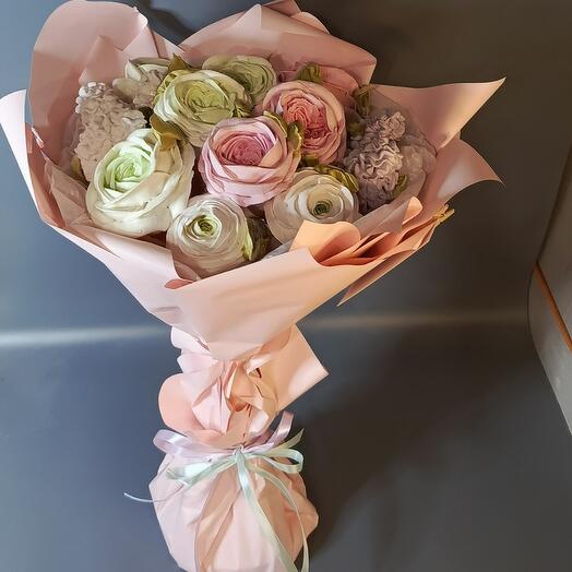 Зефирные розы в букете