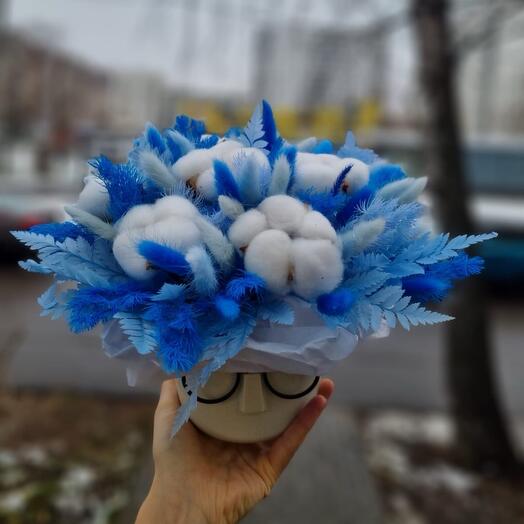 Небесная композиция из сухоцветов