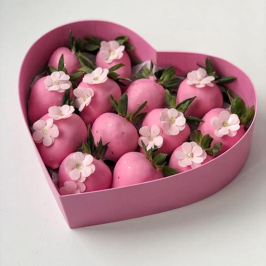 Fresa en chocolate corazón Rosado