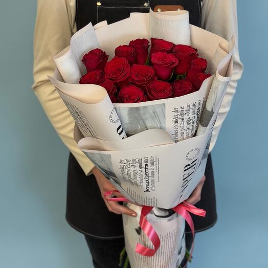 15 красных роз🌹