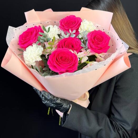 Raspberry fragrant roses with delicate alstroemeria and white dianthus