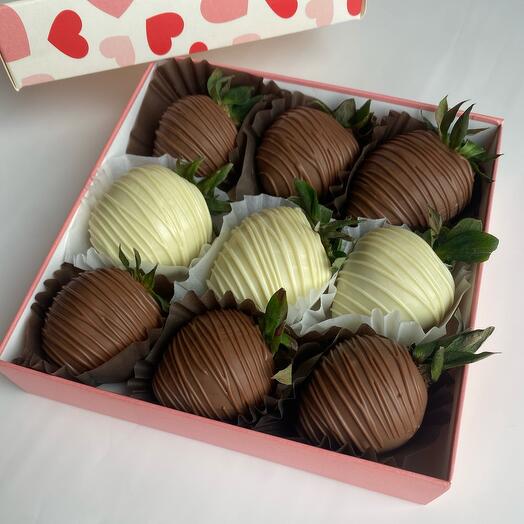Strawberries in Belgian chocolate 9 pieces