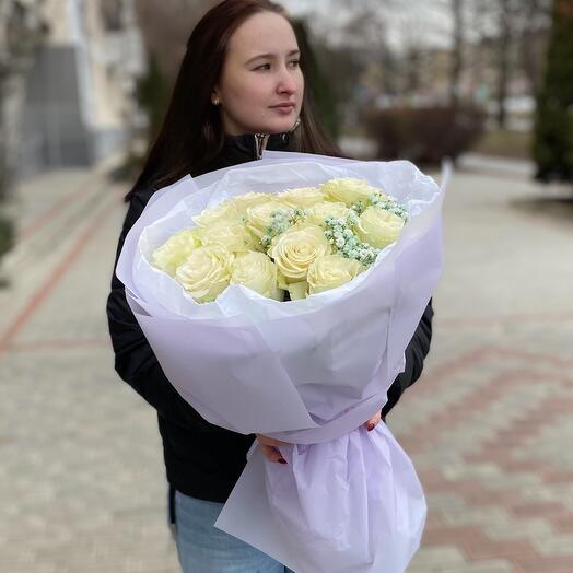Букет белых роз