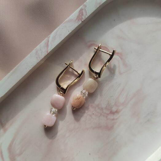 Серьги из опала и горного хрусталя