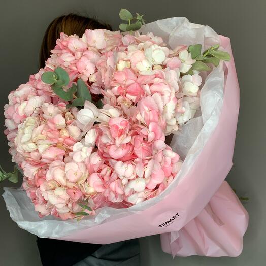 Hortensias Rosadas con eucalipto " Azalea "(talla m)