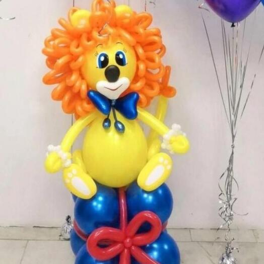 Львенок из шаров
