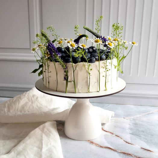 Торт 1 кг «Ягодный с цветами» девушке | маме | любимой | жене