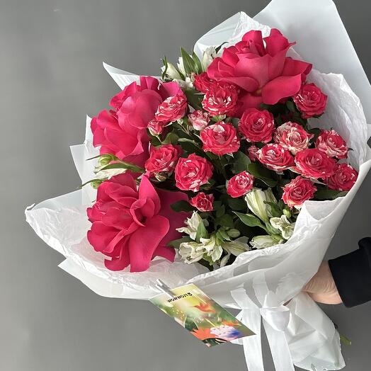 Букет из Пинк Флойд , кустовых роз и альстромерия
