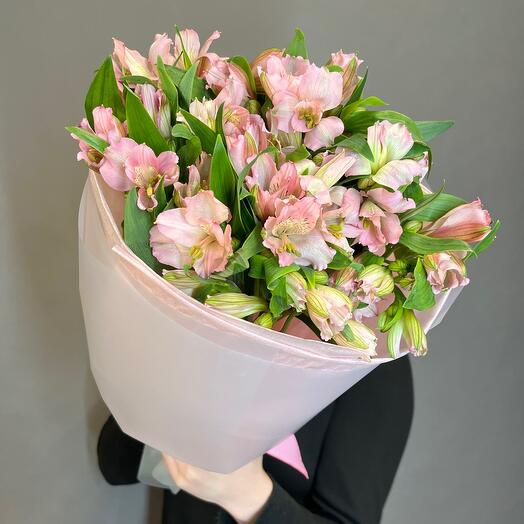 Букет из 11 розовых альстромерий🌷