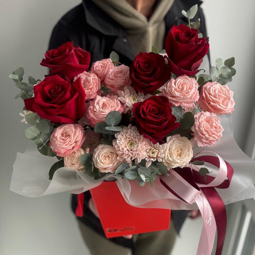 Композиция из роз