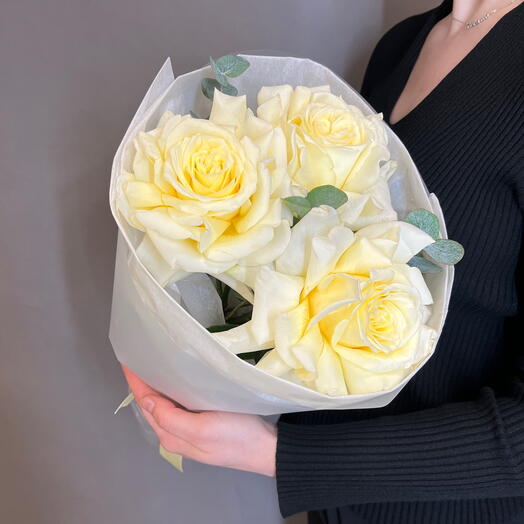 Букет из французских роз с желтым оттенком💛