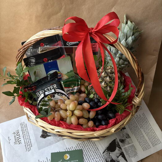 Корзина подарочная