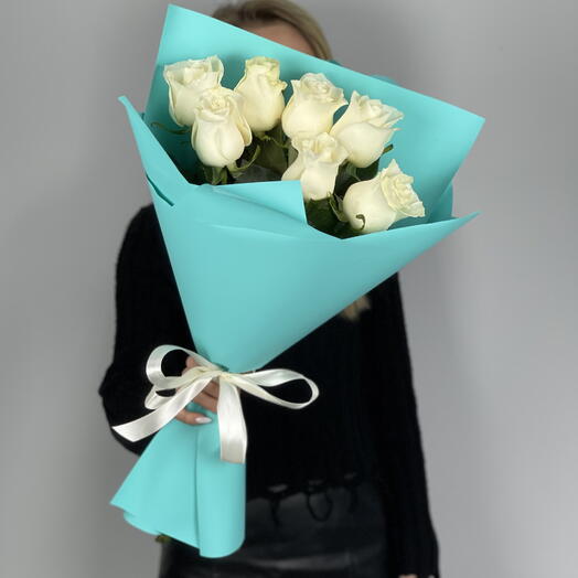 Букет из 7 премиальных белых роз 60см (41)