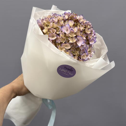 Воздушный букет- комплимент из сиреневой гортензии 💜