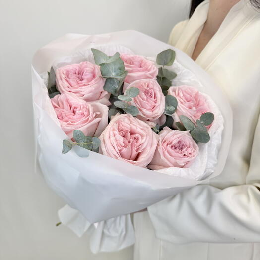 Букет из ароматных пионовидных роз Охара