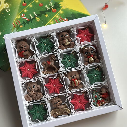 Адвент календарь шоколадные зверята, игрушки 16 шт. на Новый год