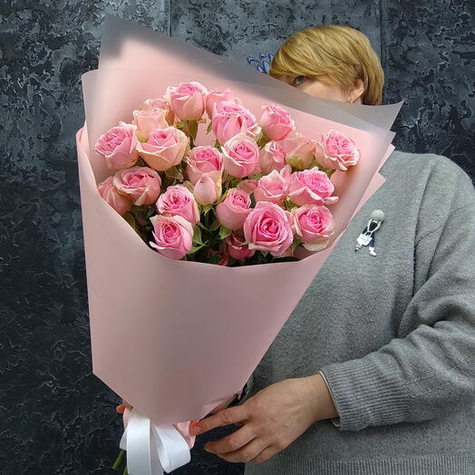 Букет "Жожоба" из садовой кустовой розы