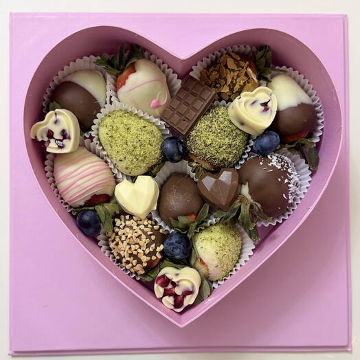 Шоколадқа оралған құлпынай  Сізге