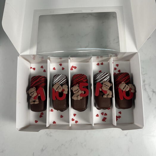 Творожные сырки вкусный подарок сладкий сюрприз день влюбленных